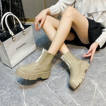 2023 Koreai nők Kültéri esőcsizma Rövid csúszású cipő Női esőcsizma Új divatos utcai vízálló cipő 장화 botines