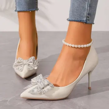 2024 Legújabb Hamupipőke cipők strassz magas sarkú cipő női pumpák hegyes orrú kristály sarkú cipők nőknek Női cipők magas sarkú cipők