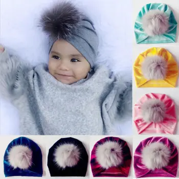 2018 Márka újszülött Baby Kid Boys Girls Infant Hair Ball Hat Toddler Velvet Beanie Sapka sapka