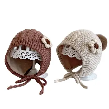 Téli baba kalap béléssel Baba fülbevalók Meleg sapkák Aranyos, kézzel készített horgolt Pompom kalap Kisgyerek motorháztető sapka Újszülött